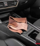 Thumbnail 2 of Двустранна микрофибърна кърпа 2 в 1 за почистване на интериора на автомобила и сензорни екрани навигационни системи и дисплеи 30x30 cm