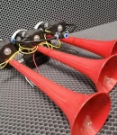 Thumbnail 11 of Музикална тромба клаксон HI-DO Baby Shark и още 12 мелодии за бус ван автомобил 24V 125d