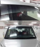 Thumbnail 3 of Сенник тип лента 20х150см Авто Фолио за Затъмняване на Стъкла, Прозорци, Черно-Сребрист, Огледален, Силвър