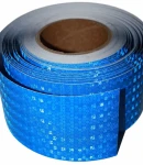 Thumbnail 3 of Светлоотразителна рефлекторна самозалепваща се лента фолио с висока фотометрична мощност 5 m x 5 cm синя