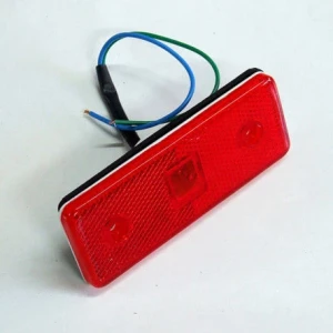 Снимка на 24V Диоден 4 LED ЛЕД Маркер габарит токос светлина за камиони бус ван ремарке каравана - 110 мм х 40 мм - червен