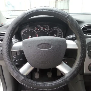 Снимка на Универсален калъф за волан от висококачествена еко кожа