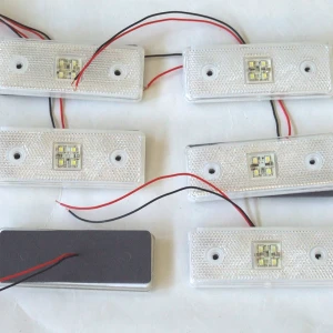 Снимка на 24V Диоден 4 LED ЛЕД Маркер габарит токос светлина за камиони бус ван ремарке каравана - 110 мм х 40 мм - бял MAR032