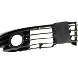 Снимка на Дясна Решетка за Халогени за Фолксваген Пасат Б5 Volkswagen VW PASSAT B5 2000-2005г.